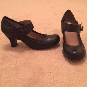 Leather Ruffle Heels